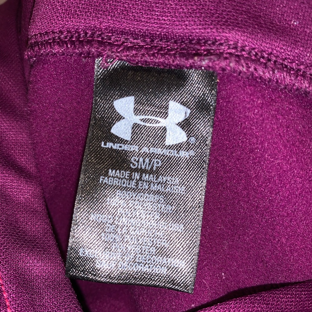 ❌SOLD❌ Under Armour Fuchsia Hooded Sweatshirt - S - Picture 7 of 7